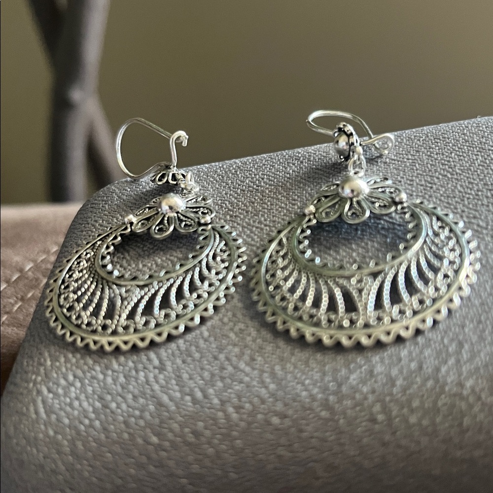 Sterling Silver Turkey Signed Filigree Crescent Moon Floral Dangle Earrings - Picture 5 of 11